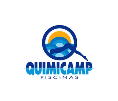 Logo de Quimicamp, fabricante de productos químicos y soluciones para el mantenimiento de piscinas.